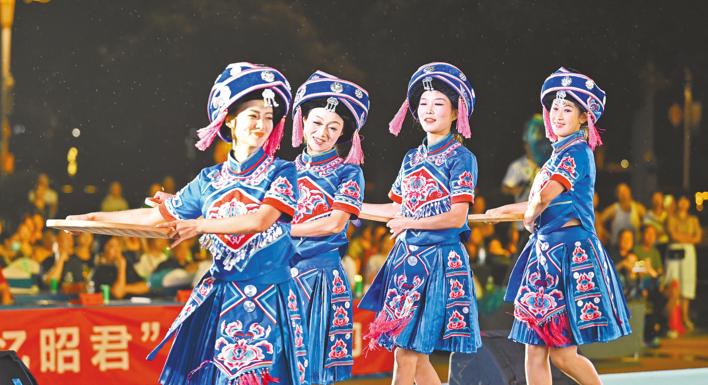 全省民歌展演唱響興山